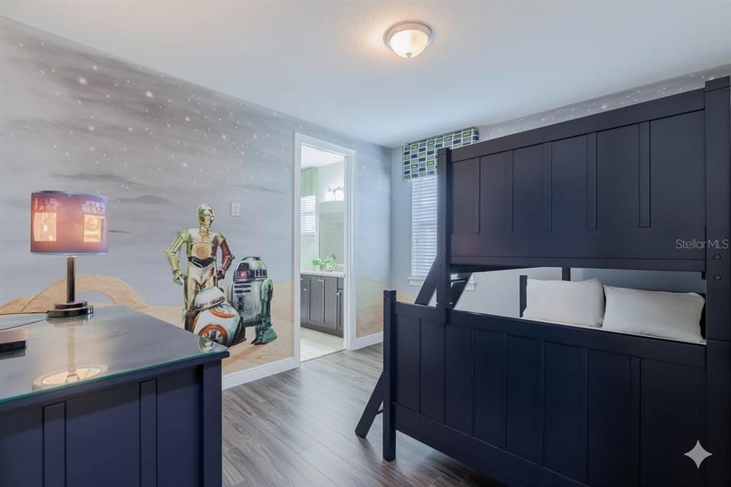 En Venta: $729,000 (8 camas, 8 baños, 4066 Pies cuadrados)