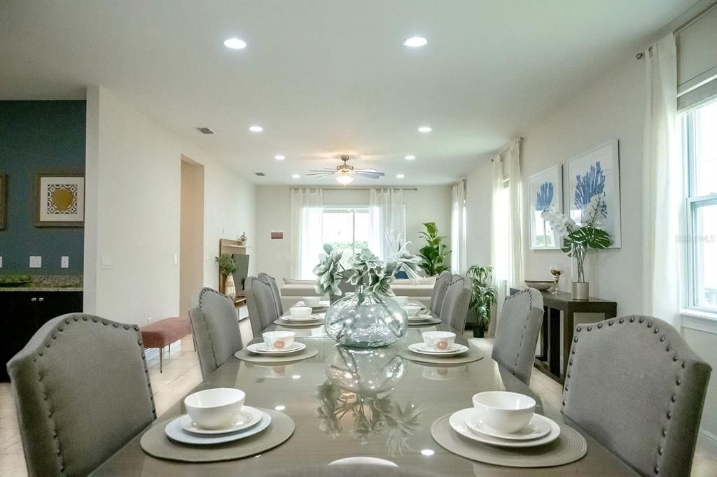 En Venta: $729,000 (8 camas, 8 baños, 4066 Pies cuadrados)