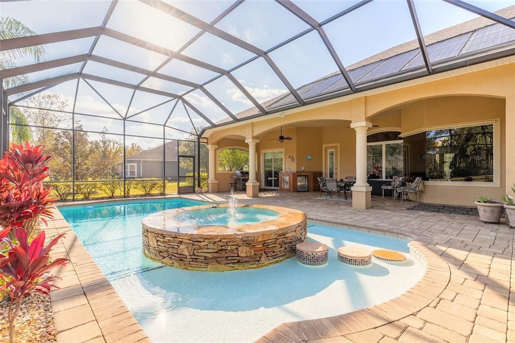 En Venta: $749,000 (3 camas, 3 baños, 2692 Pies cuadrados)