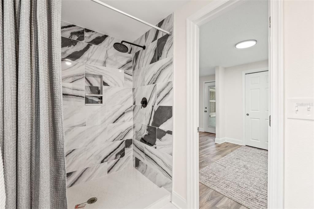 出租: $2,800 (4 贝兹, 2 浴室, 1731 平方英尺)