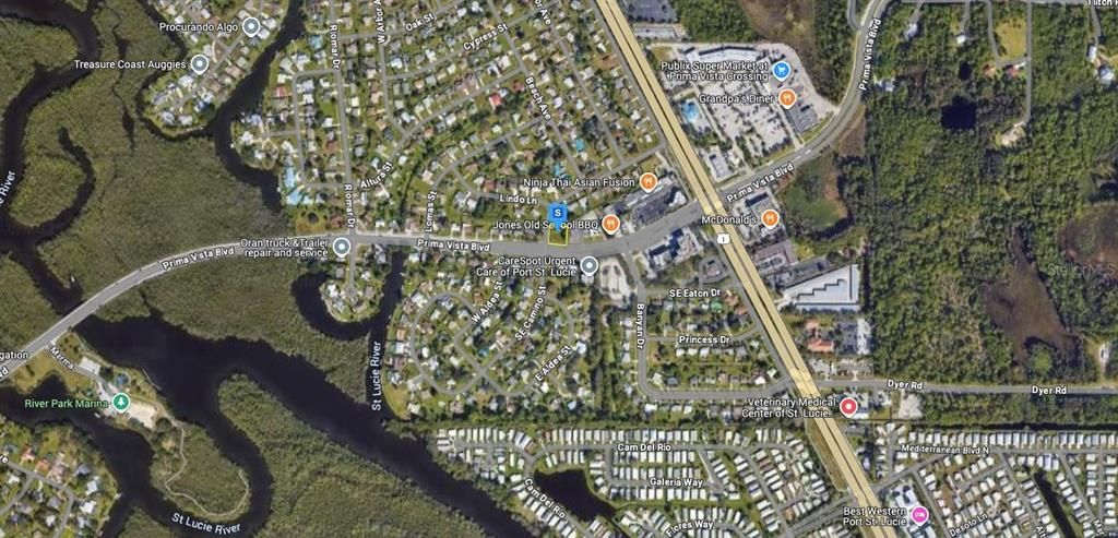 На продажу: $269,999 (0.27 acres)