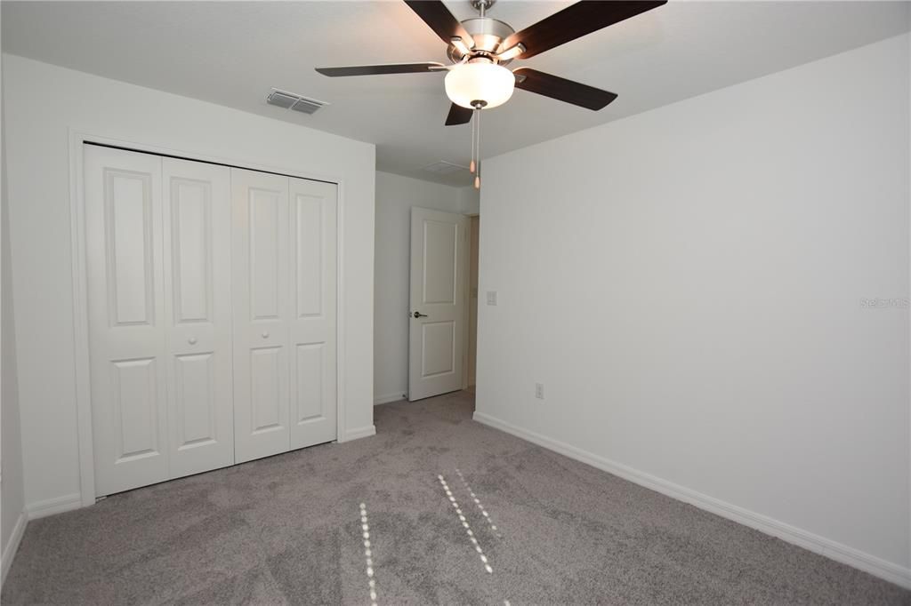 For Rent: $2,060 (4 beds, 2 baths, 1936 Square Feet)