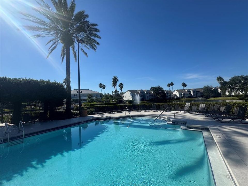 For Rent: $1,600 (1 beds, 1 baths, 724 Square Feet)