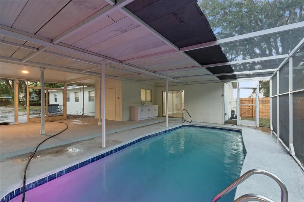 En Renta: $2,750 (4 camas, 2 baños, 1588 Pies cuadrados)