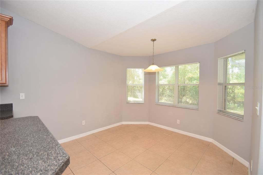 В аренду: $2,500 (4 спален, 3 ванн, 2529 Квадратных фут)