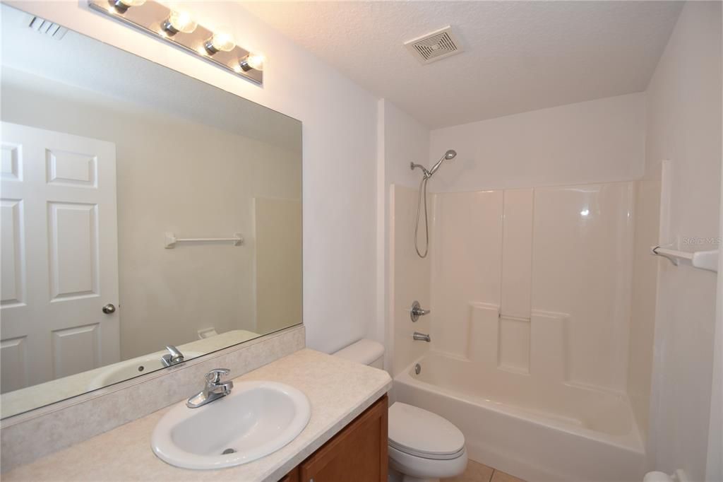 В аренду: $2,500 (4 спален, 3 ванн, 2529 Квадратных фут)