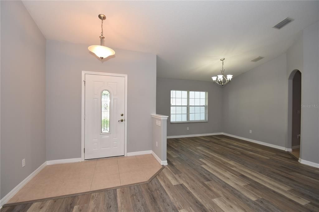 В аренду: $2,500 (4 спален, 3 ванн, 2529 Квадратных фут)