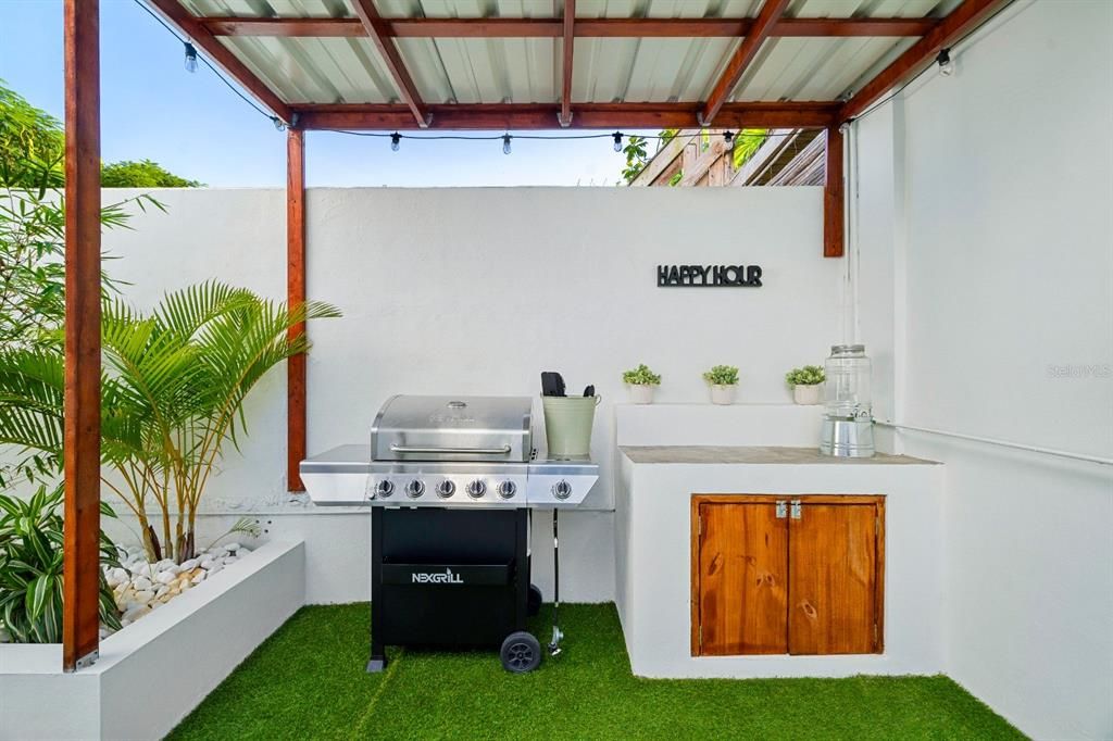 待售: $3,495,000 (11 贝兹, 12 浴室, 5078 平方英尺)