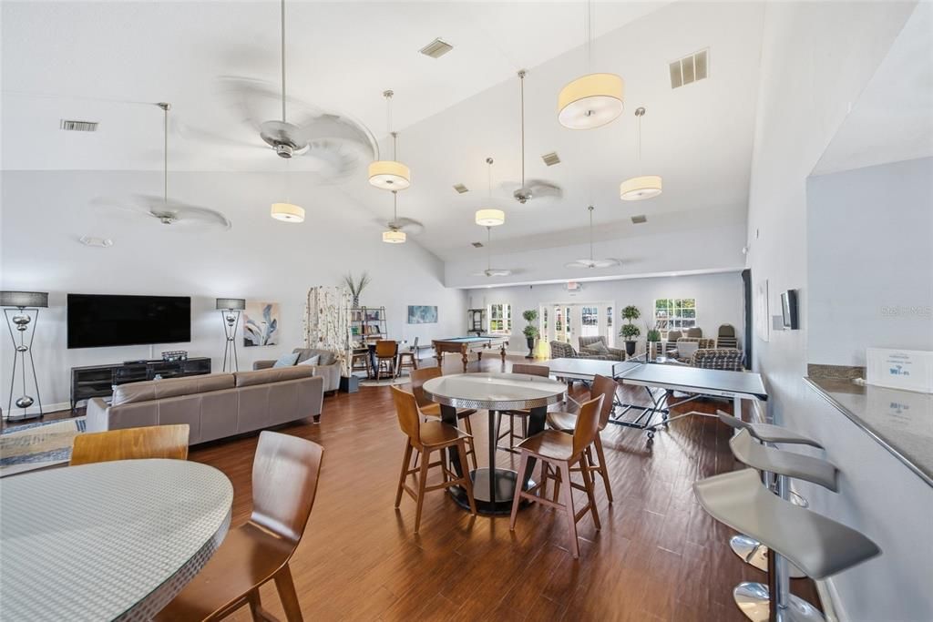 En Venta: $250,000 (1 camas, 1 baños, 858 Pies cuadrados)