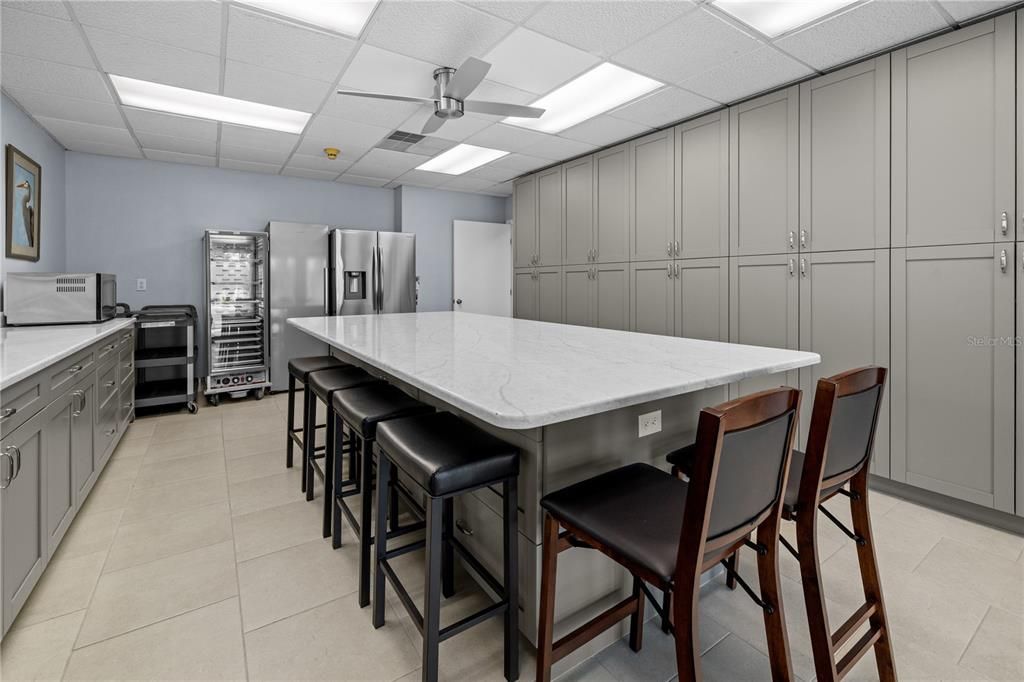 待售: $279,000 (2 贝兹, 2 浴室, 1392 平方英尺)