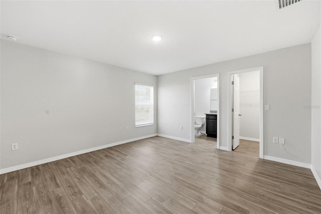 For Sale: $245,678 (3 beds, 2 baths, 1322 Square Feet)