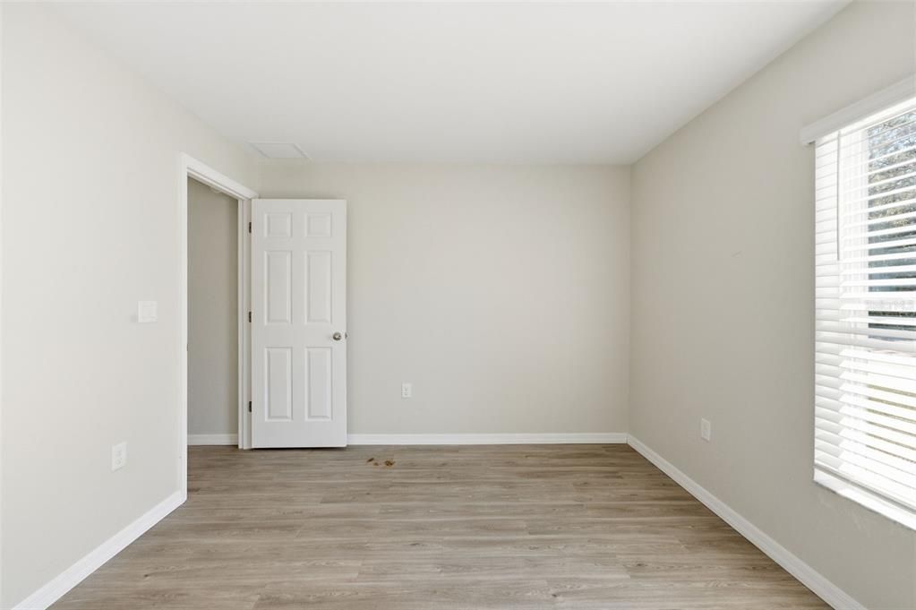 For Sale: $245,678 (3 beds, 2 baths, 1322 Square Feet)