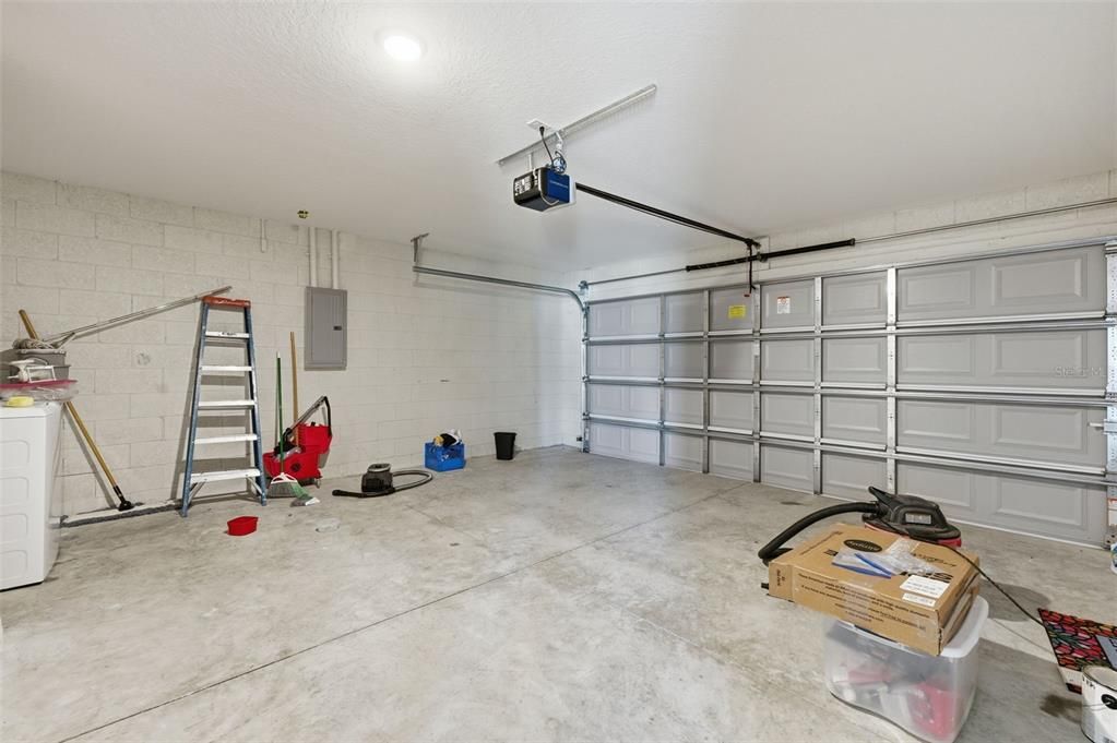 For Sale: $245,678 (3 beds, 2 baths, 1322 Square Feet)