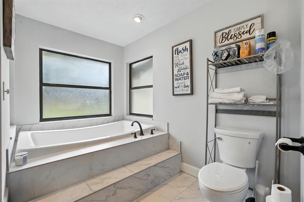 На продажу: $739,000 (4 спален, 3 ванн, 2284 Квадратных фут)