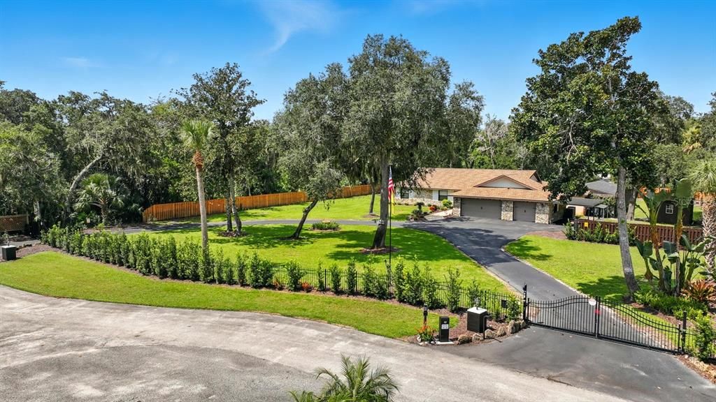 На продажу: $739,000 (4 спален, 3 ванн, 2284 Квадратных фут)