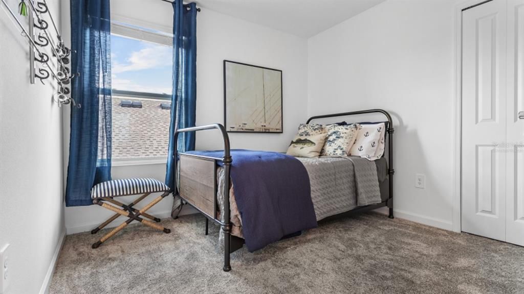 Activo con contrato: $361,990 (4 camas, 2 baños, 1879 Pies cuadrados)