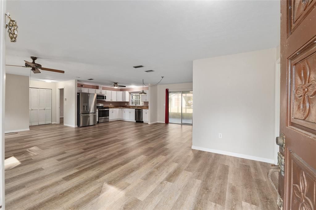 待售: $340,000 (3 贝兹, 2 浴室, 1534 平方英尺)