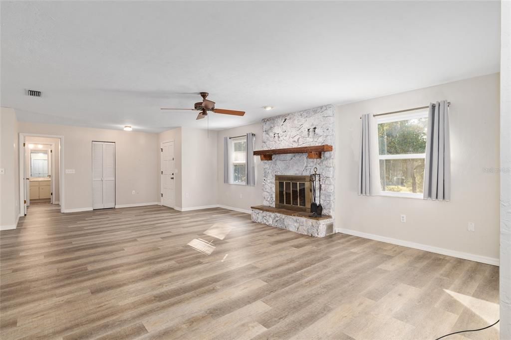 待售: $340,000 (3 贝兹, 2 浴室, 1534 平方英尺)