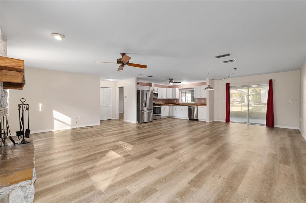 待售: $340,000 (3 贝兹, 2 浴室, 1534 平方英尺)