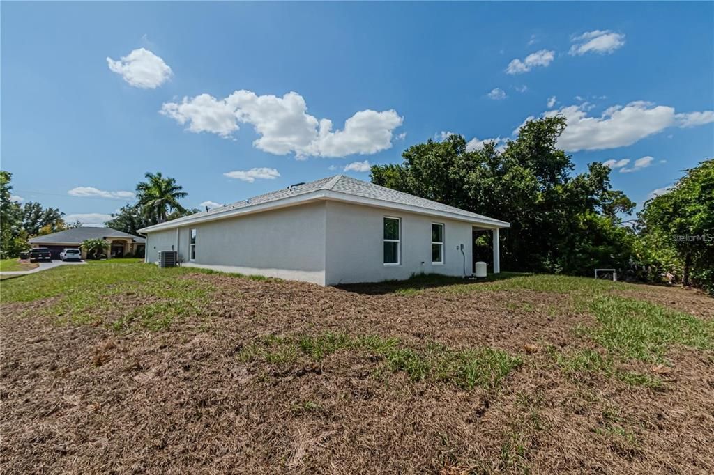 For Rent: $2,250 (4 beds, 2 baths, 1800 Square Feet)