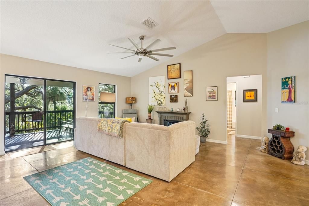 En Venta: $500,000 (3 camas, 2 baños, 1508 Pies cuadrados)