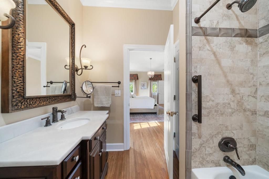 На продажу: $3,100,000 (5 спален, 5 ванн, 7193 Квадратных фут)