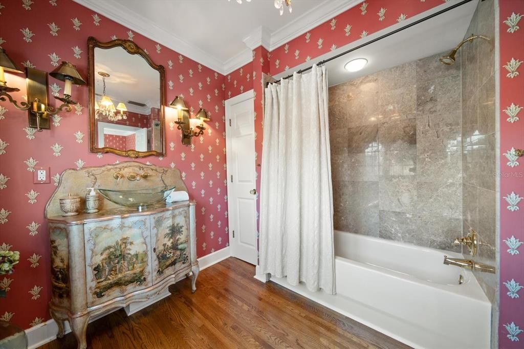 На продажу: $3,100,000 (5 спален, 5 ванн, 7193 Квадратных фут)