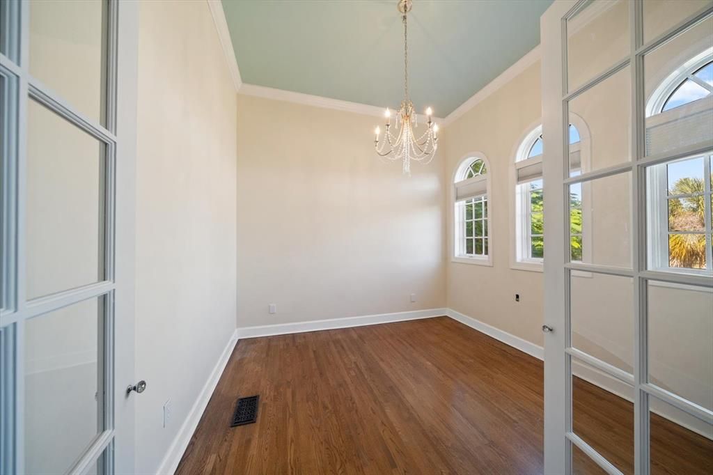 На продажу: $3,100,000 (5 спален, 5 ванн, 7193 Квадратных фут)