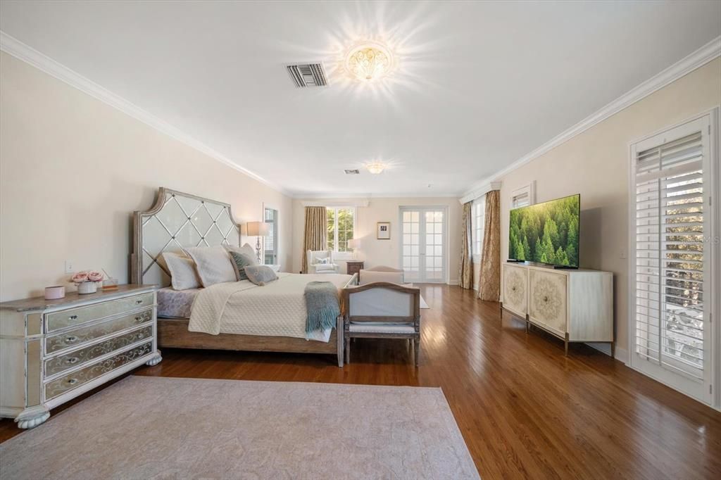 На продажу: $3,100,000 (5 спален, 5 ванн, 7193 Квадратных фут)