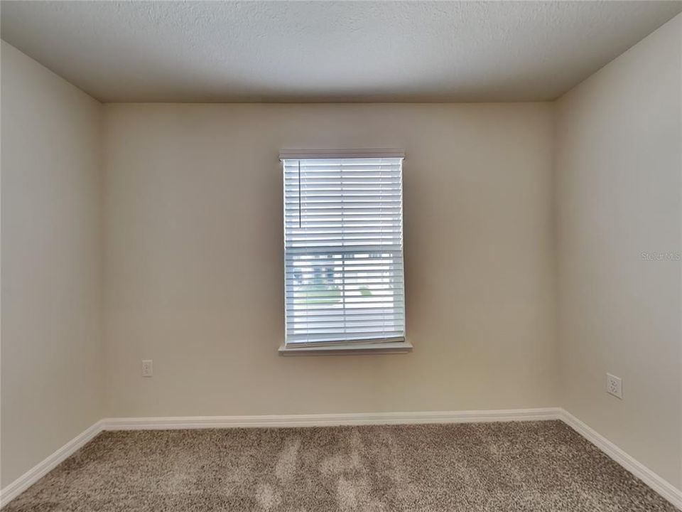 For Rent: $2,150 (3 beds, 2 baths, 1699 Square Feet)