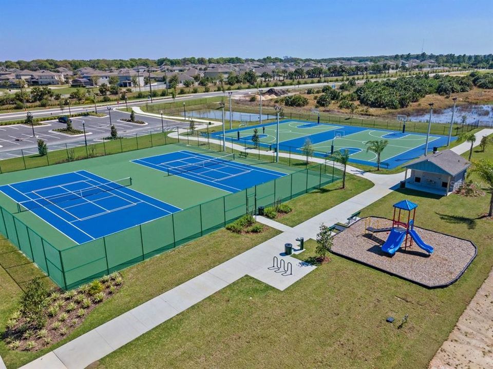 Active With Contract: $329,990 (3 beds, 2 baths, 1640 Square Feet)