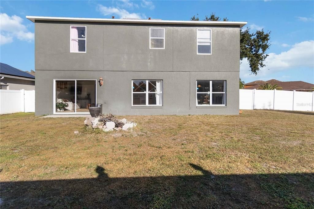 待售: $379,000 (4 贝兹, 2 浴室, 2162 平方英尺)