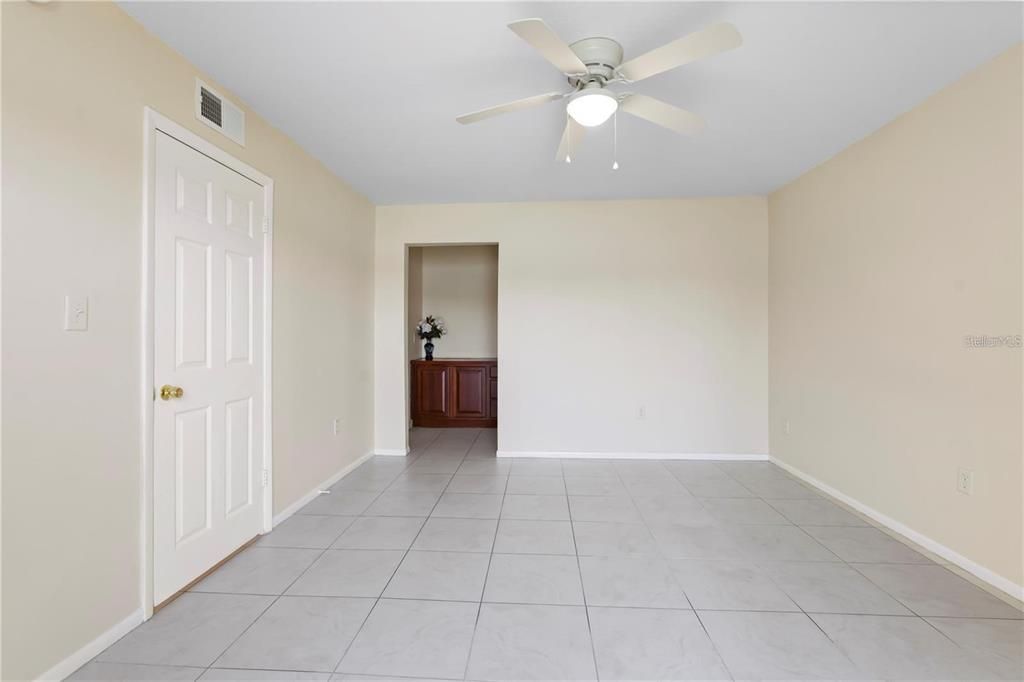For Rent: $1,850 (2 beds, 2 baths, 1252 Square Feet)