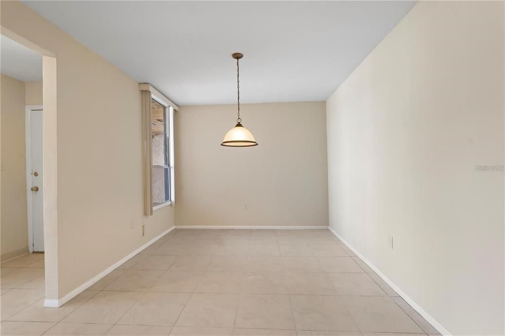 For Rent: $1,850 (2 beds, 2 baths, 1252 Square Feet)