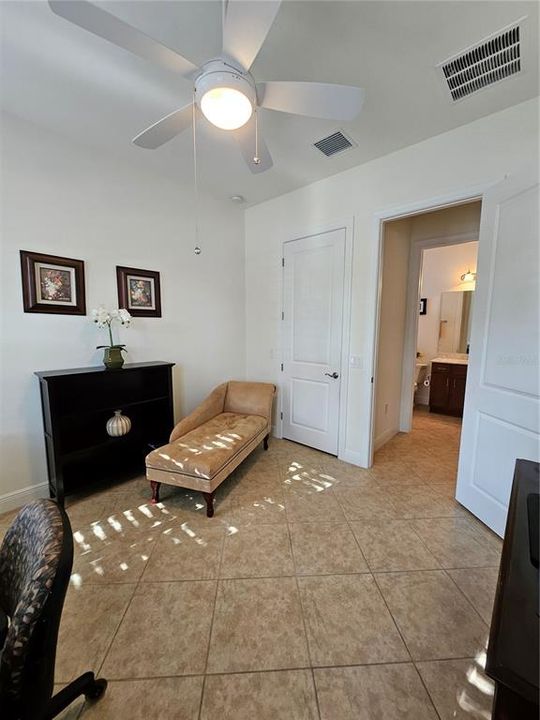 For Sale: $675,000 (3 beds, 3 baths, 2211 Square Feet)