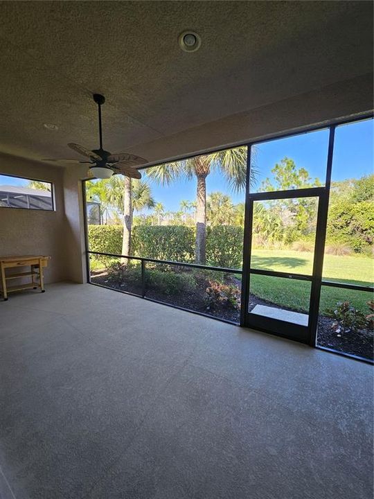 For Sale: $675,000 (3 beds, 3 baths, 2211 Square Feet)