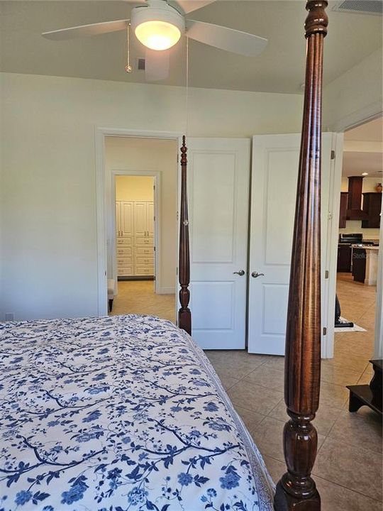 For Sale: $675,000 (3 beds, 3 baths, 2211 Square Feet)