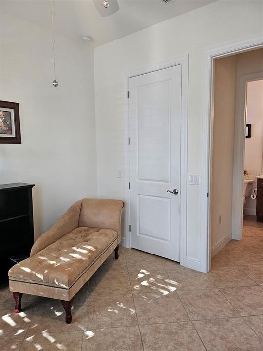 For Sale: $675,000 (3 beds, 3 baths, 2211 Square Feet)