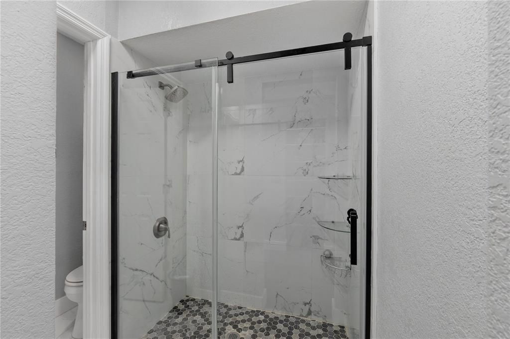 For Sale: $550,000 (3 beds, 2 baths, 1730 Square Feet)