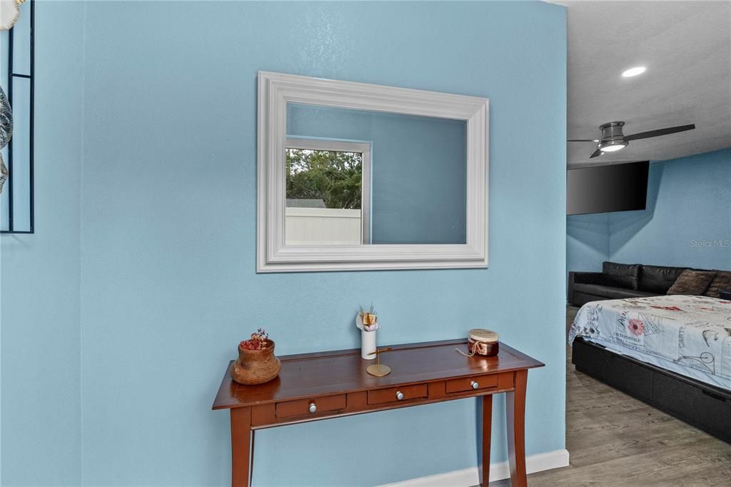 For Sale: $550,000 (3 beds, 2 baths, 1730 Square Feet)