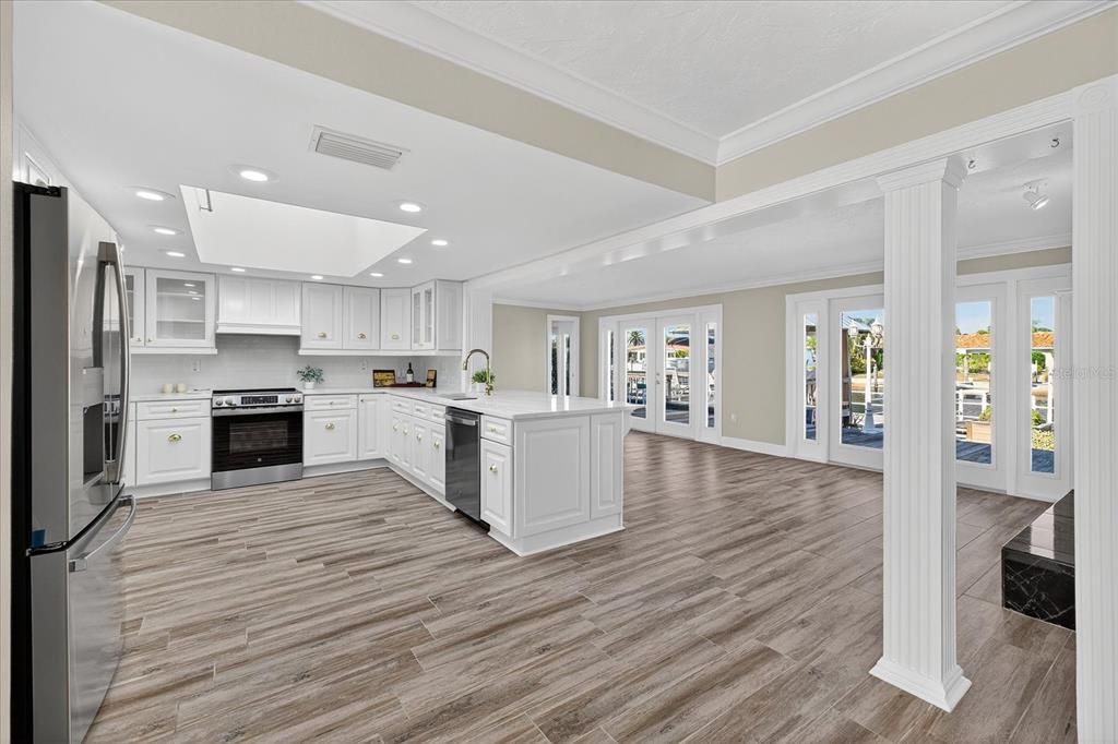 На продажу: $715,000 (3 спален, 3 ванн, 2291 Квадратных фут)