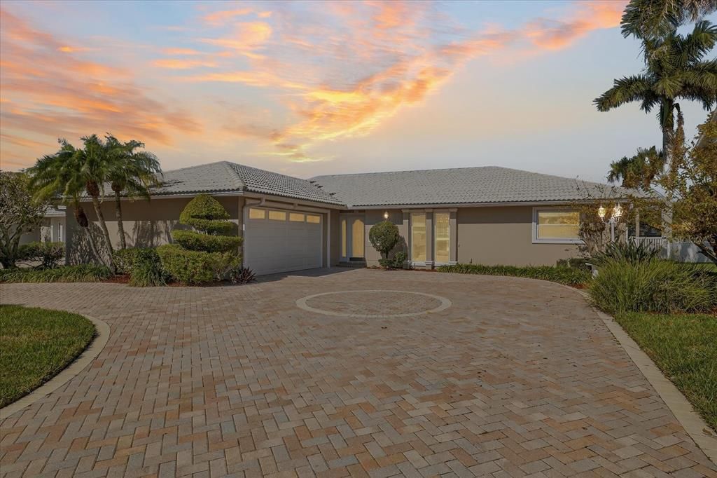 На продажу: $715,000 (3 спален, 3 ванн, 2291 Квадратных фут)