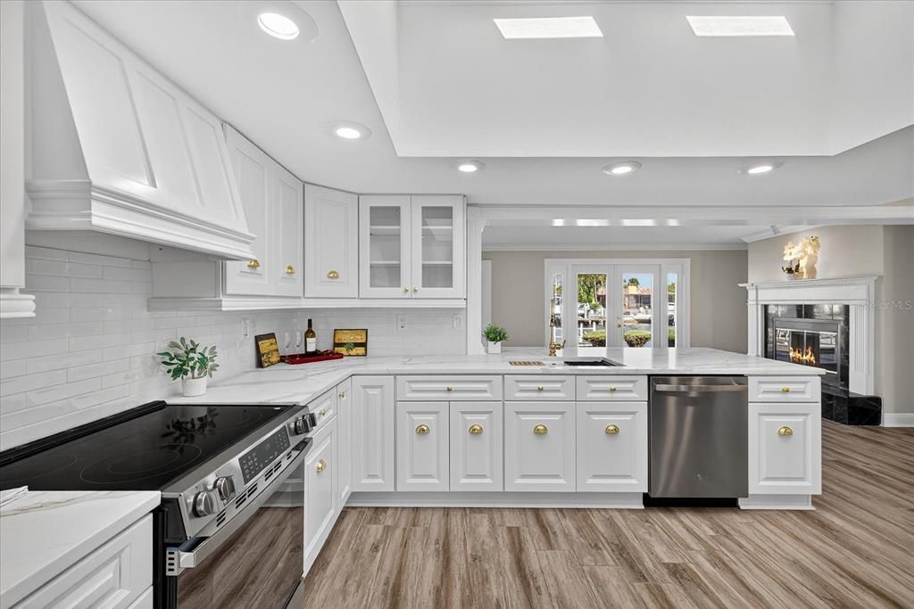 На продажу: $715,000 (3 спален, 3 ванн, 2291 Квадратных фут)