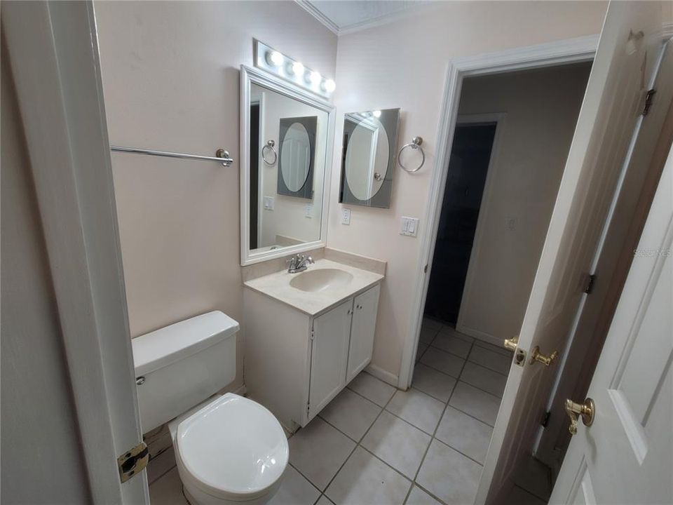 待售: $550,000 (4 贝兹, 2 浴室, 2608 平方英尺)