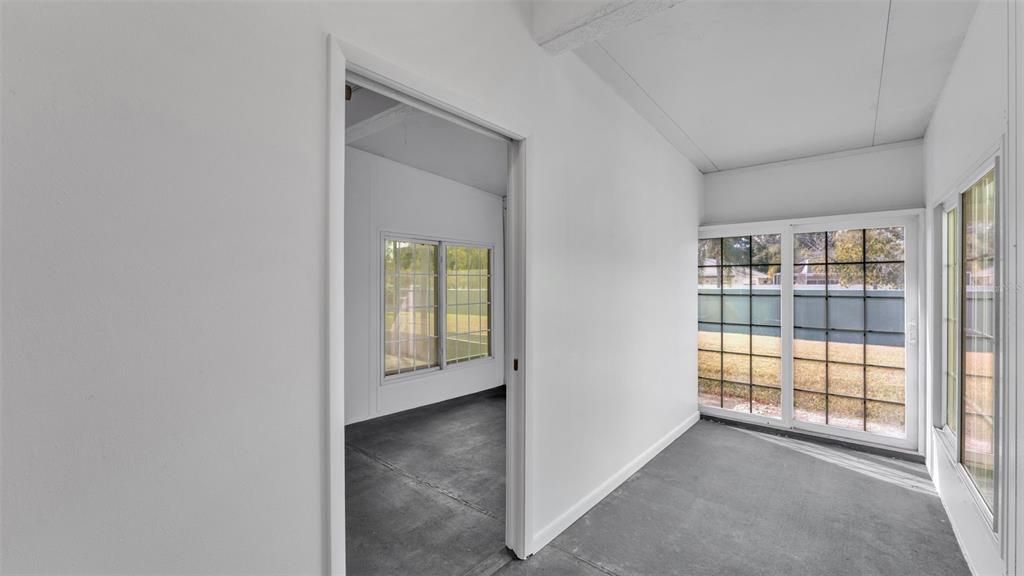 For Sale: $220,000 (2 beds, 2 baths, 1490 Square Feet)