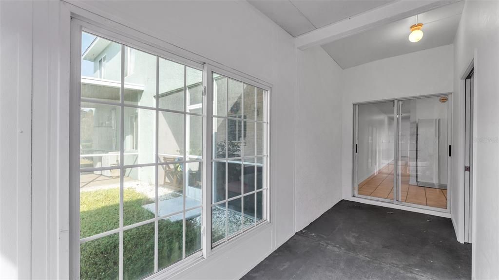 For Sale: $220,000 (2 beds, 2 baths, 1490 Square Feet)