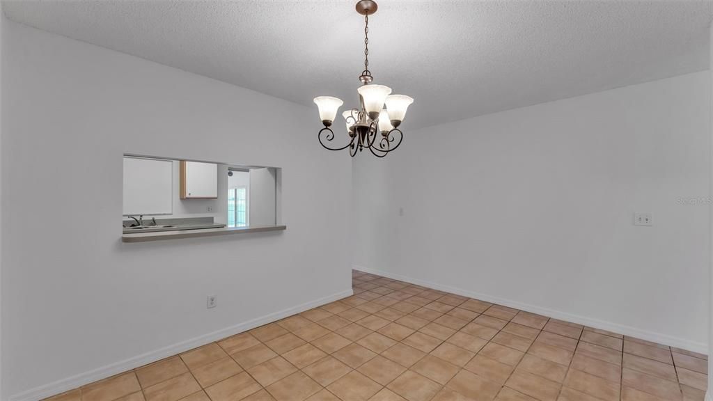 For Sale: $220,000 (2 beds, 2 baths, 1490 Square Feet)