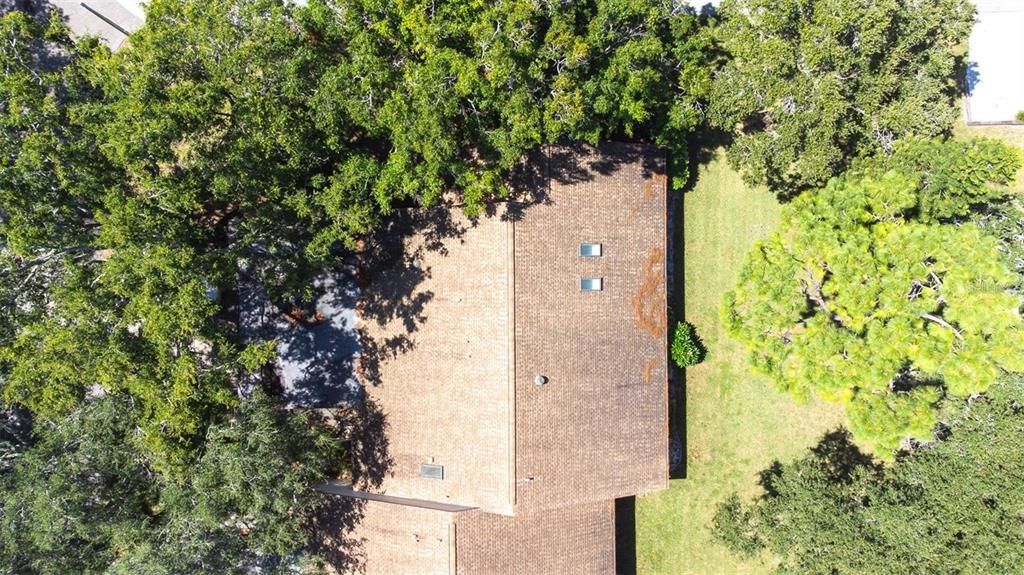 For Sale: $279,900 (2 beds, 2 baths, 1320 Square Feet)