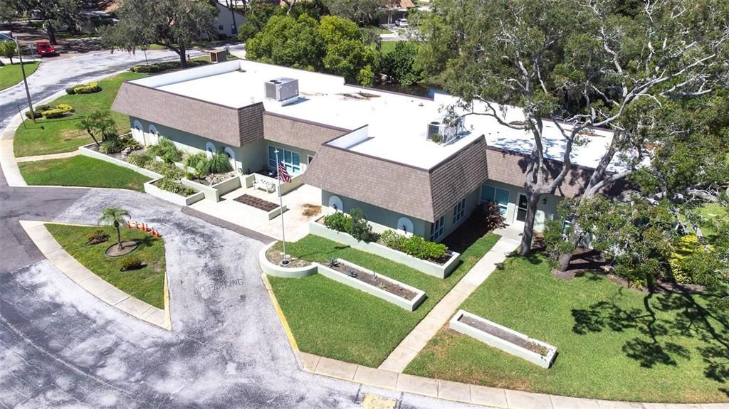 For Sale: $279,900 (2 beds, 2 baths, 1320 Square Feet)