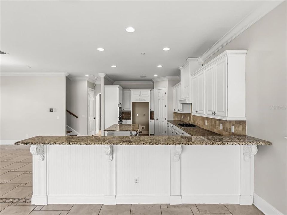 En Venta: $1,395,000 (6 camas, 6 baños, 5313 Pies cuadrados)